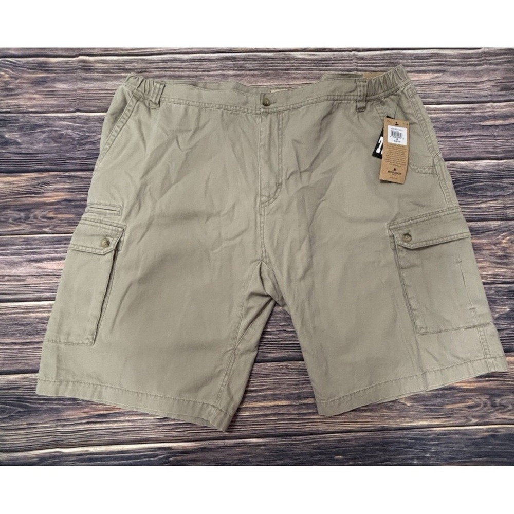 Woolrich Big Tall Mans Khaki Cargo Shorts Comfortable Fit for Outdoor Wear Sz 46